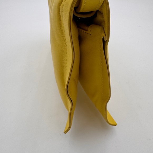 SALVATORE FERRAGAMO Cedrata Leather Shoulder Bag Yellow - Picture 8 of 10